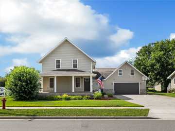 Whitehall, WI: 18631 Hobson Street