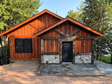 Ladysmith, WI: W6775 Lakewood Boulevard