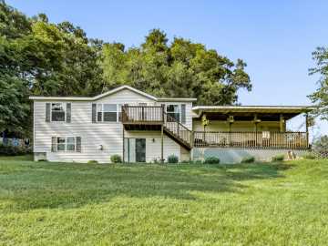Eau Claire, WI: 1318 S Gooder Avenue