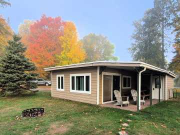 Hayward, WI: 12980 N Lodge Road