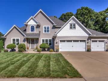 Eau Claire, WI: 3208 Tiburon Drive