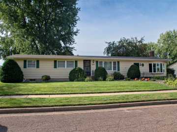 Fall Creek, WI: 242 E Tyler Avenue