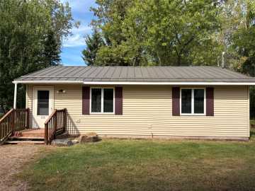 Cadott, WI: 232 N Central Street