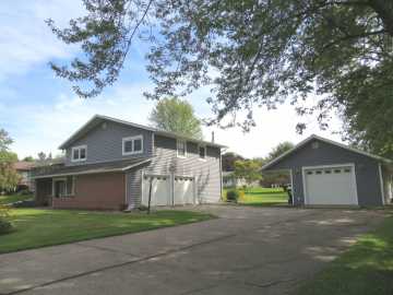 Thorp, WI: 303 W Maple Street