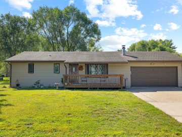 Buffalo City, WI: 41 W 18th Street