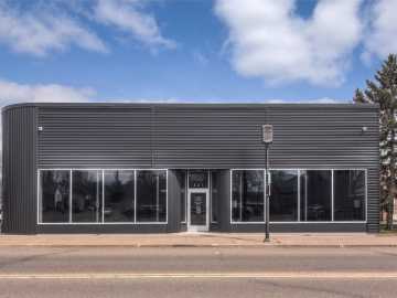 Chippewa Falls, WI: 521 N Bridge Street