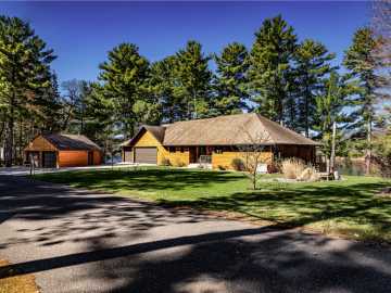 Chetek, WI: 886 23 7/8 Street