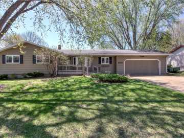 Eau Claire, WI: 1605 W Mead Street