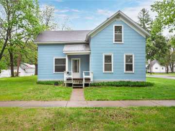 Menomonie, WI: 1020 E 10th Street