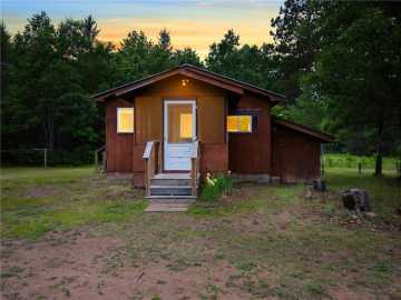 Grantsburg, WI: 14055 Pete Nelson Road