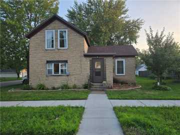 Chippewa Falls, WI: 2 N Culver Street