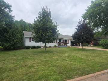 Chippewa Falls, WI: 512 Macomber Street