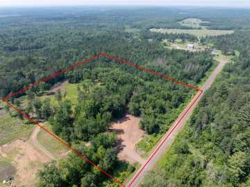 Springbrook, WI: N 9211 Tripp Road