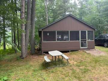Hayward, WI: 11006 N Grosbeak Lane