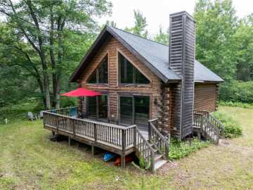 Cable, WI: 14900 S Riverside Road