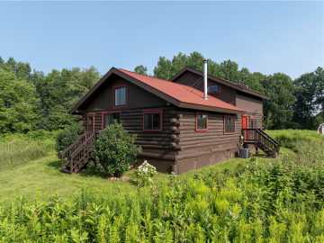 Mason, WI: 28370 Kyster Road