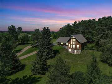 Emerald, WI: 1762 250th Street
