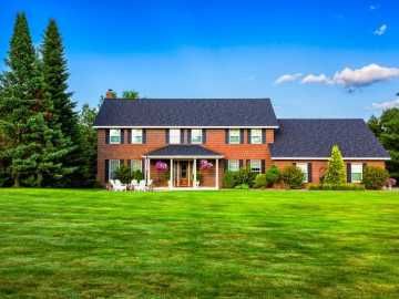 Rice Lake, WI: 741 Pine Place