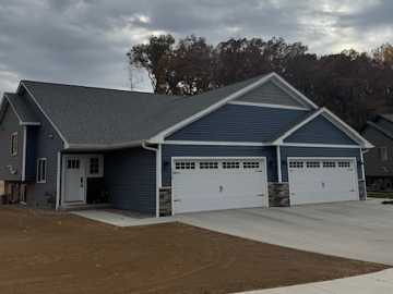 Eau Claire, WI: 4901 Woodland Park Drive