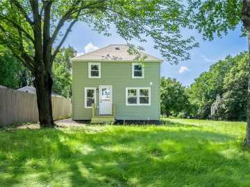 Amery, WI: 488 Minneapolis Ave 