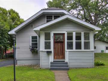 Chippewa Falls, WI: 621 Maple Street