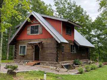 Hayward, WI: 9600N Summers Point Ln 