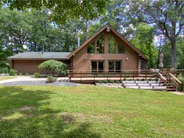 Spooner, WI: 26175 S Lipsett Lake Road