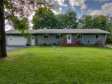 Cornell, WI: 15932 County Highway Ee 