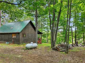 Ladysmith, WI: W9795 Rolling Meadows Road
