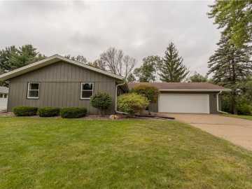 Eau Claire, WI: 2144 Orchard Place