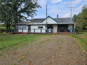 Exeland, WI: 10033 W Gordon Rd 