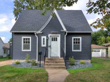 Eau Claire, WI: 1512 Hoover Avenue