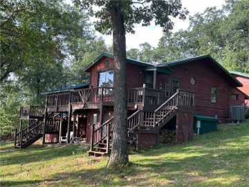 Hixton, WI: 12172 N Hixton Levis Road