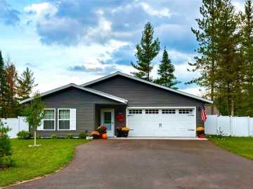 Hayward, WI: 10242 Olker Road
