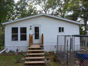Colfax, WI: N7606 808th Street