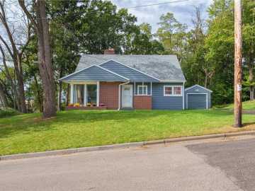 Durand, WI: 731 Robert Road
