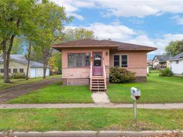 Melrose, WI: 701 N Washington Street