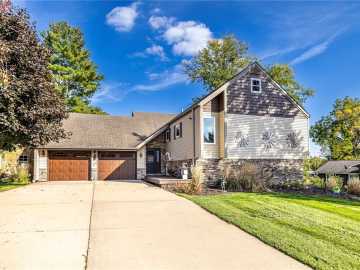 Black River Falls, WI: 360 N 12th Street