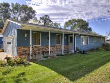 Buffalo City, WI: 19 W 18th Street