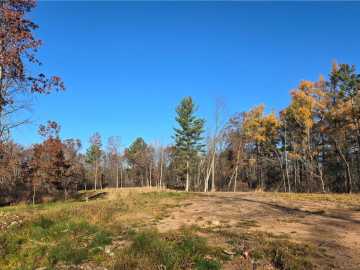 Bloomer, WI: 15573 State Hwy 64 