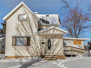 Ladysmith, WI: 623 E Miner Avenue