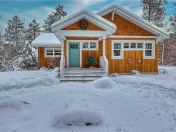 Springbrook, WI: N 8056 North Road