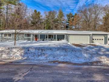 Hayward, WI: 10719 N Oak Ridge Drive