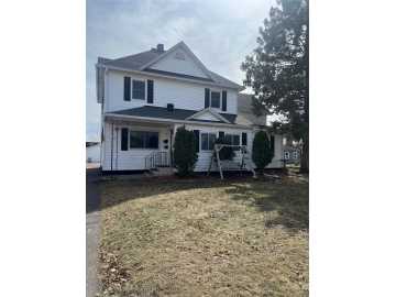 Bloomer, WI: 1520 11th Avenue