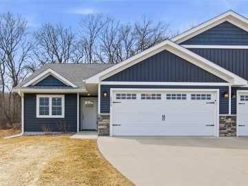 Eau Claire, WI: 4974 Field Crest Lane