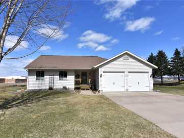 Bloomer, WI: 711 8th Avenue