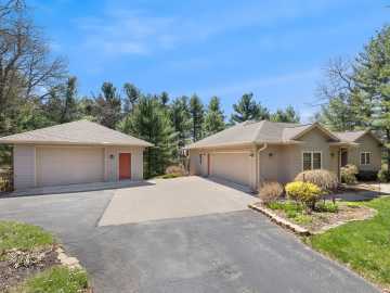 Sparta, WI: 8133 Idol Ave Avenue