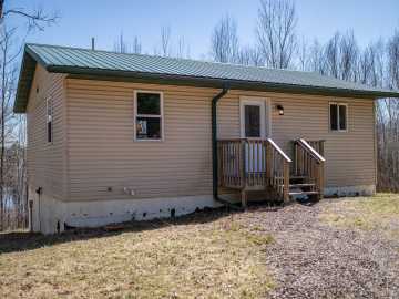 Winter, WI: 7258N Knowles Road 
