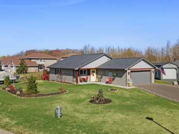 St Croix Falls, WI: 1302 Greentree Drive