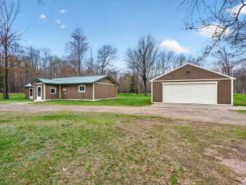 Spooner, WI: 7037 N County Hwy N 